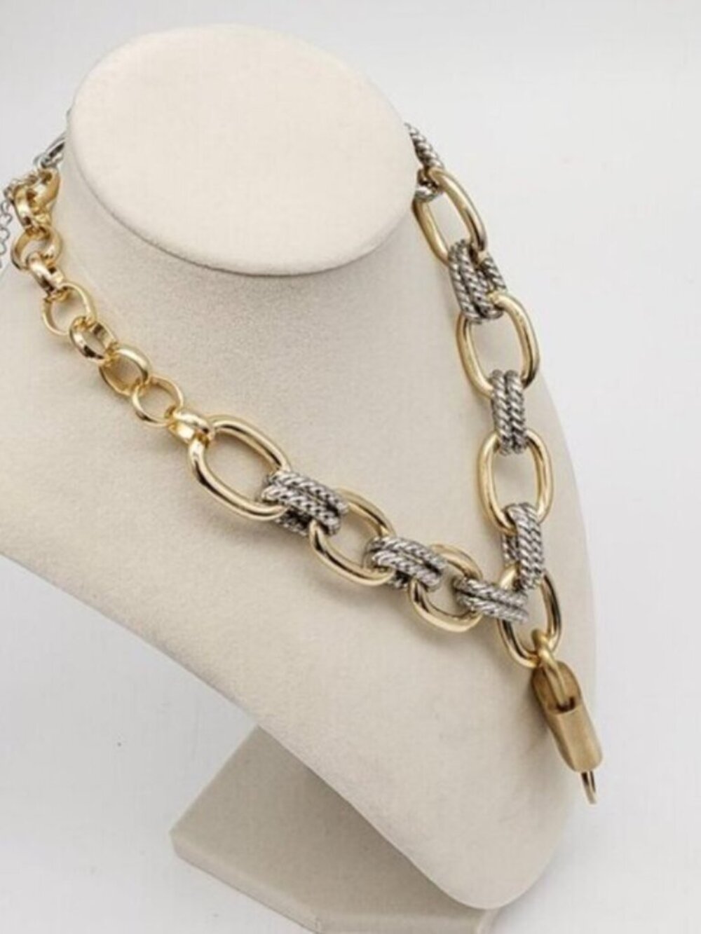 Authentic Louis Vuitton Gold AuthePadlock w/ Unbranded Fashion Geometry Necklace - Picture 4 of 9